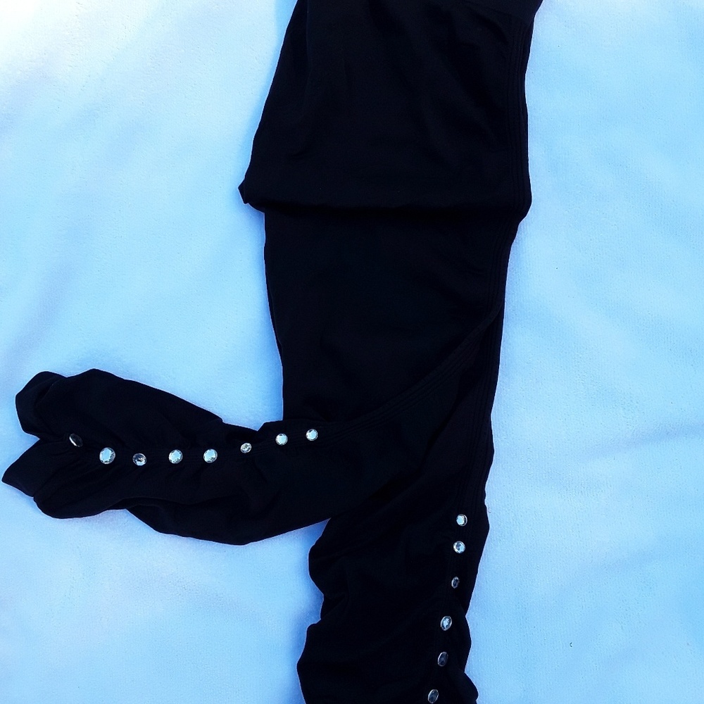 Black Capri maternity legging